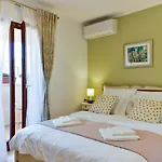 Luciana House, *